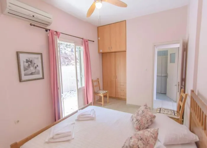 Amalia Sea View House Апартаменты