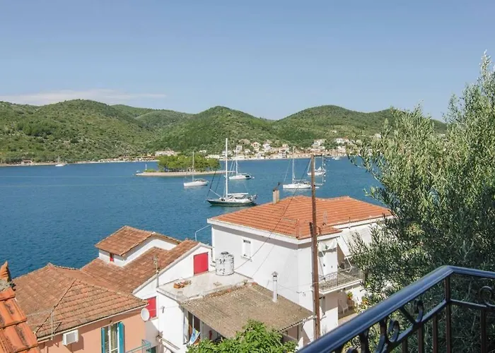 Апартаменты Amalia Sea View House